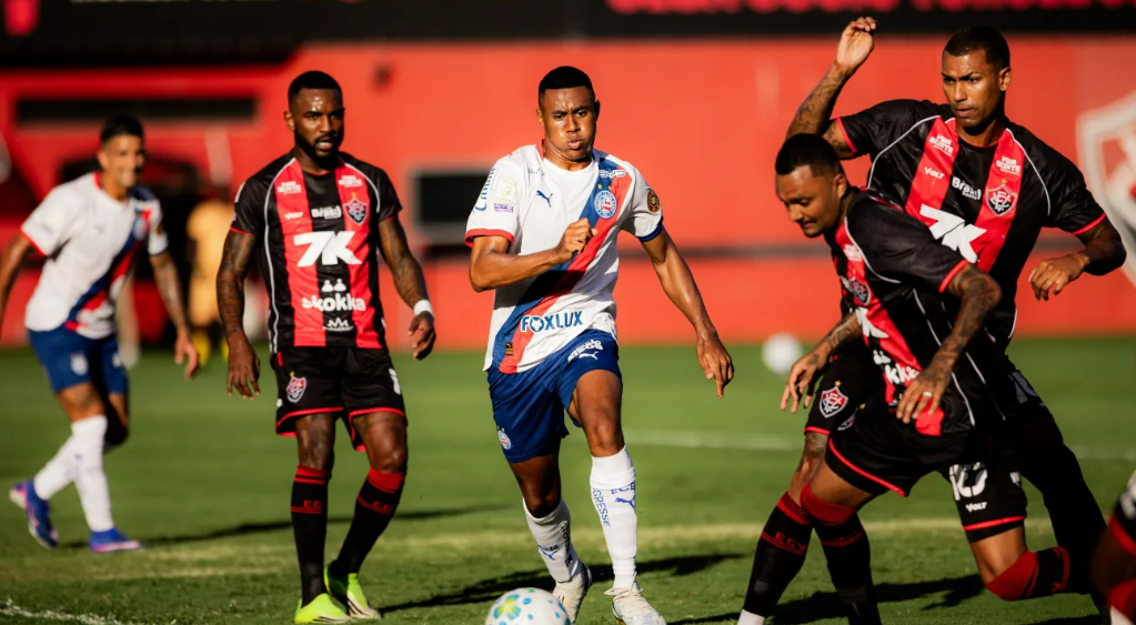 Bahia vence o Vitória por 2 a 0 no Barradão pelo Brasileirão