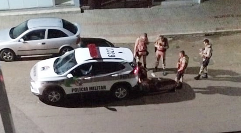 Homem é detido pela PM por posse de drogas