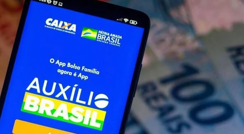 Auxílio Brasil terá pente-fino para checar dados e poderá cancelar benefícios