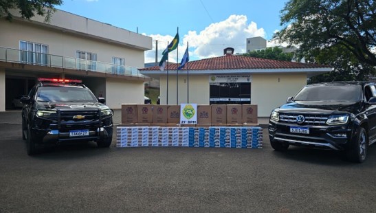 Homem abandona caminhonete carregada com cigarros contrabandeados após fuga da ROTAM
