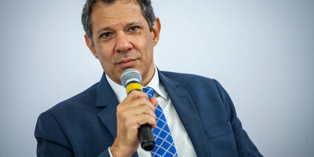 Haddad diz que pretende resolver crédito rotativo em 90 dias