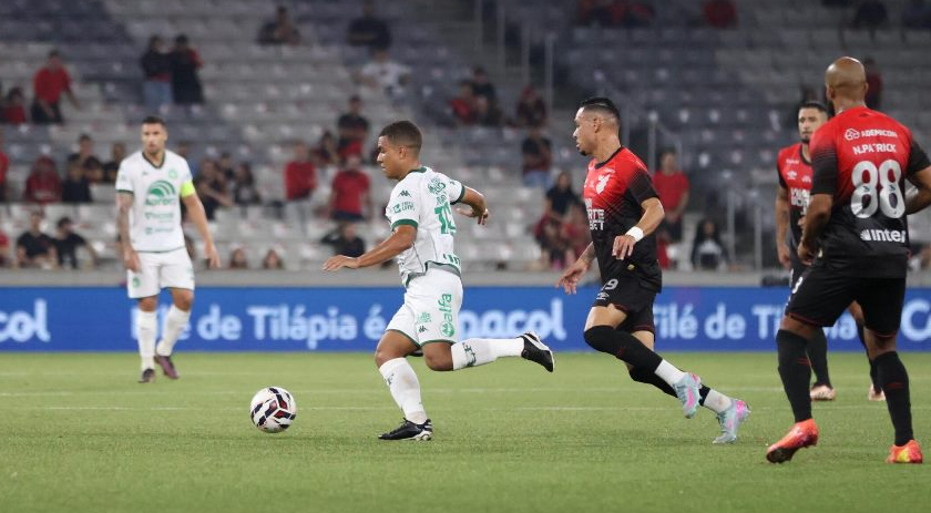 Chapecoense empata fora contra o Athletico pela Série B; veja classificação