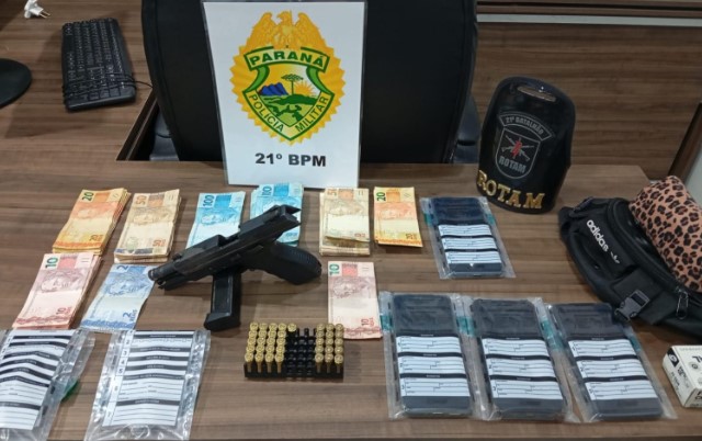 Polícia Militar prende envolvidos em tráfico, posse de arma, munições e dinheiro