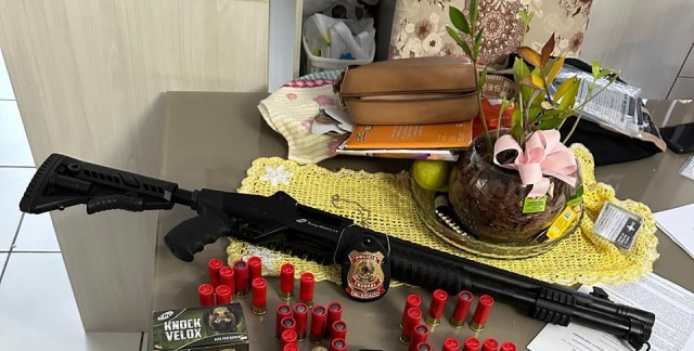 Após encontrar 21 kg de cocaína em encomenda interceptada, PF deflagra operação