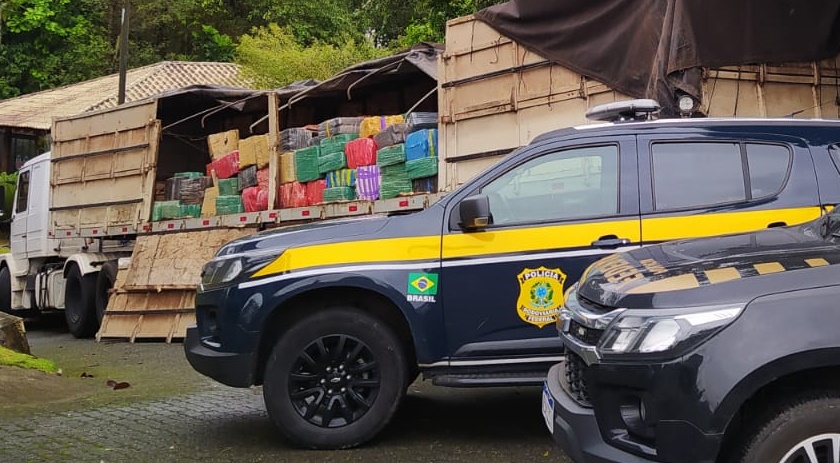 PF apreende mais de 6,5 toneladas de maconha em Joinville