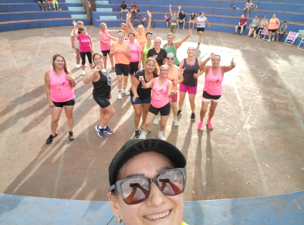 Zumba mais que exercício, um pilar para a saúde física e mental de mulheres acima de 30 anos
