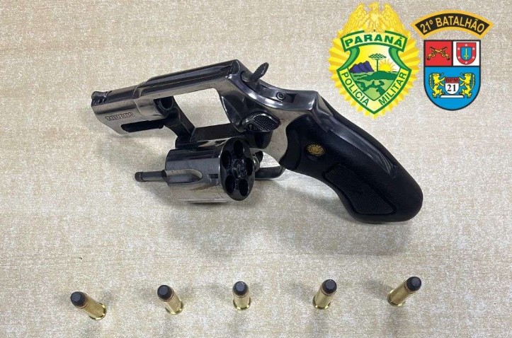 Polícia apreende revólver .357 durante abordagem a veículo
