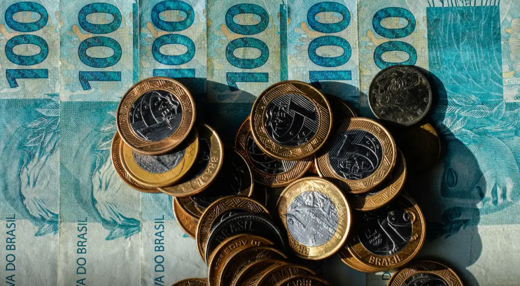 Inflação sobe 0,82% em setembro e ultrapassa teto da meta em 12 meses