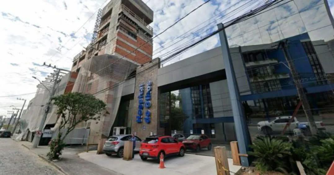 Estrutura de hospital desaba durante atendimentos e deixa uma pessoa morta e outras feridas