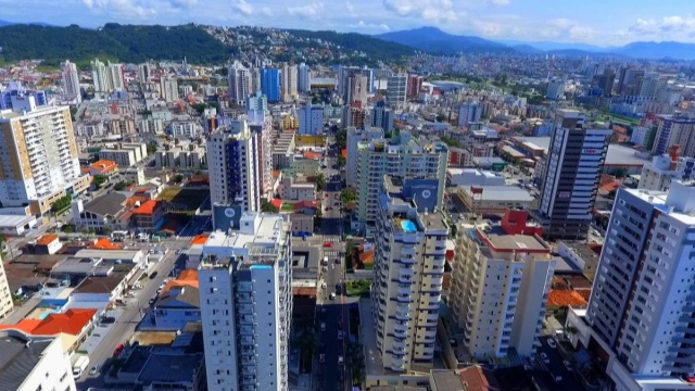 Cidades de SC têm as maiores valorizações de imóveis em 12 meses
