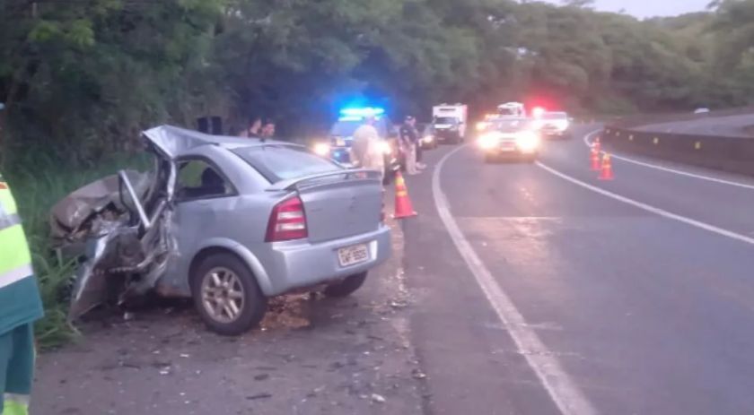 Mãe e filha morrem em acidente provocado por motorista embriagado, em Medianeira