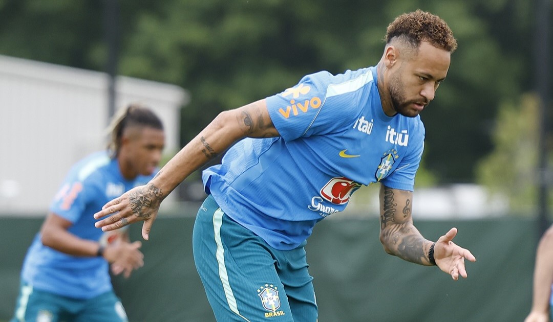 Com Neymar 100% pronto e Alisson em campo, Brasil encerra preparação contra a Escócia