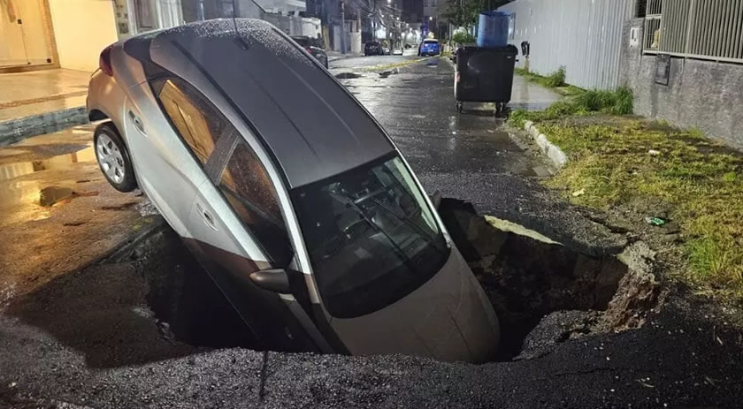 SC debaixo d’água: 20 cidades já passam de 100 mm de chuva e ciclone ainda nem se formou