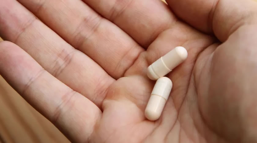 Estudo alerta para riscos do uso prolongado do medicamento omeprazol