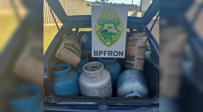 BPFRON apreende veículo carregado com produtos descaminhados