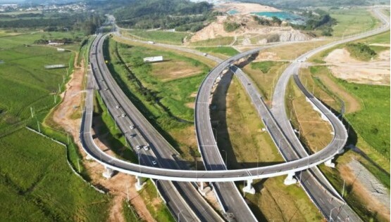 Maior obra rodoviária é entregue após uma década em SC