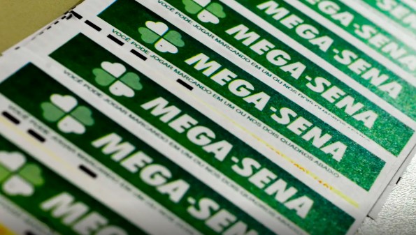 Mega-Sena acumula novamente e prêmio principal vai para R$ 130 milhões