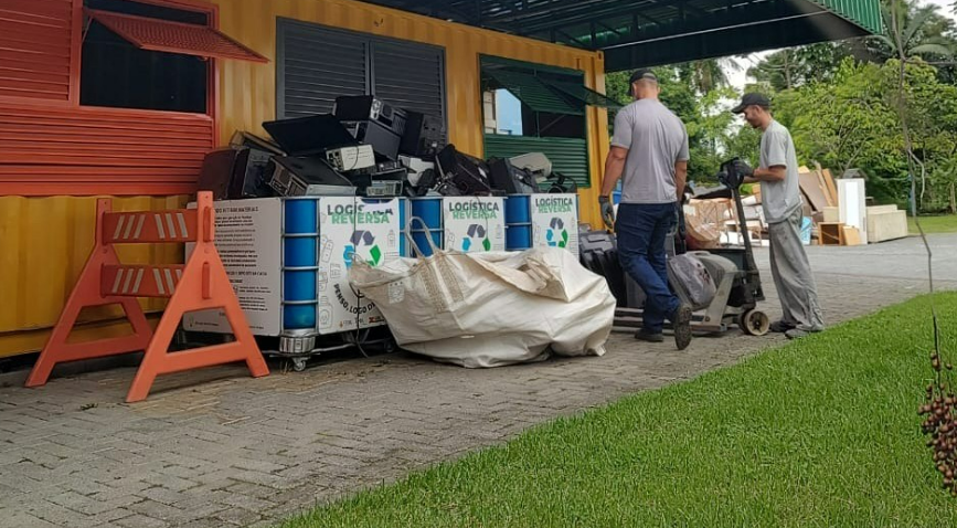 Santa Catarina destina 216 toneladas de lixo eletrônico em seis meses