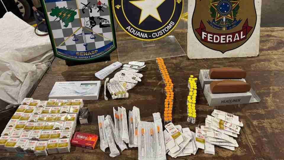 Medicamentos para emagrecer avaliados em R$ 50 mil são encontrados com estudantes de medicina