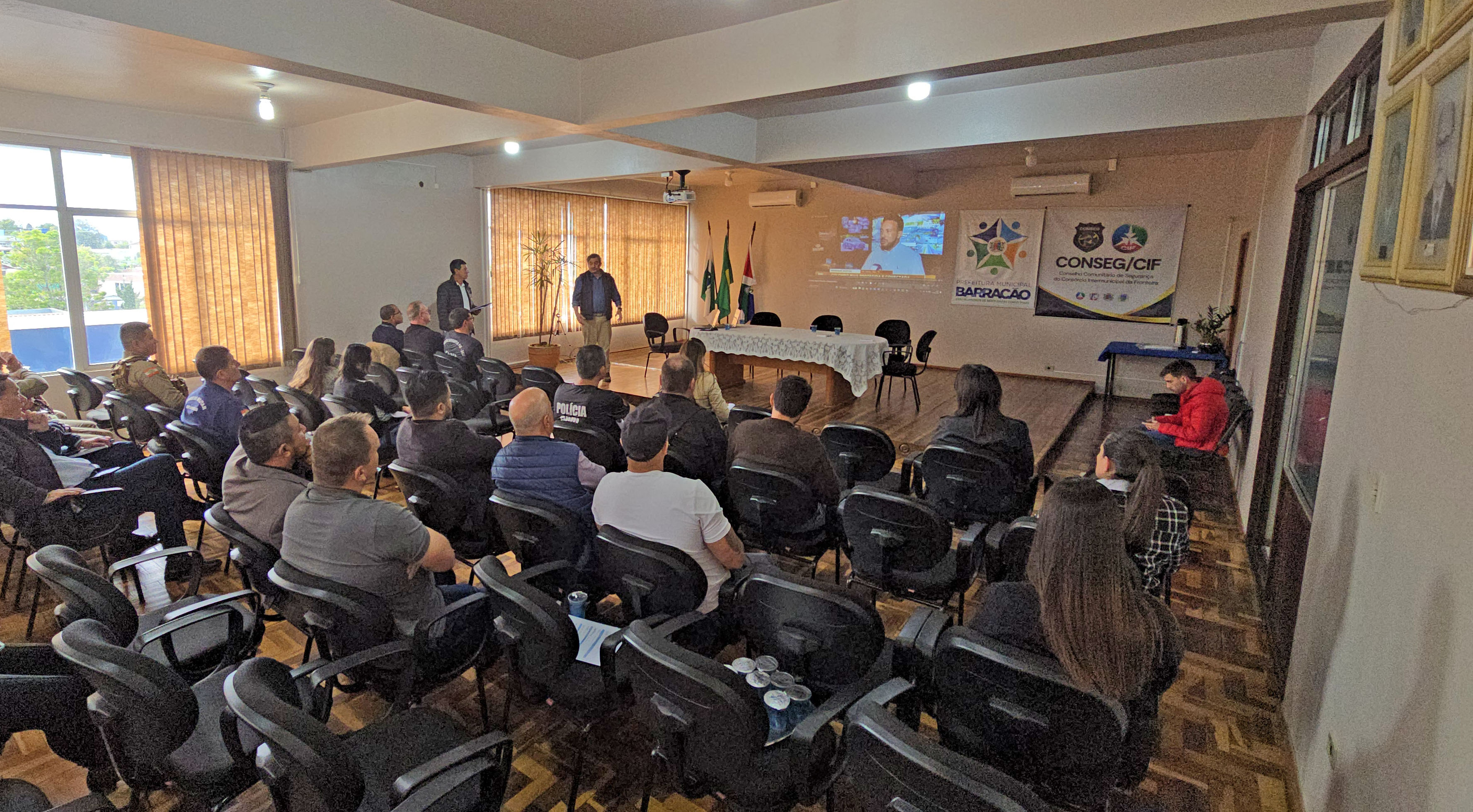 CONSEG reúne autoridades e lideranças para discutir segurança e prevenção