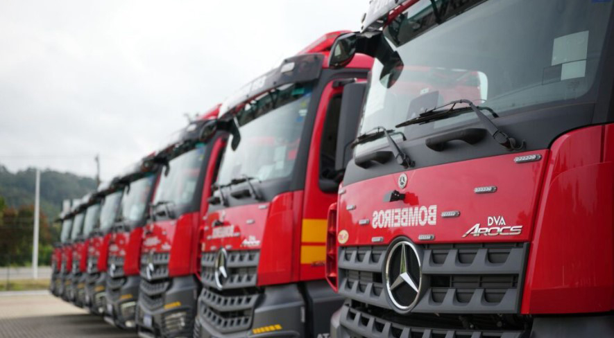 Corpo de Bombeiros Militar recebe 56 novos caminhões em maior reforço de frota da história