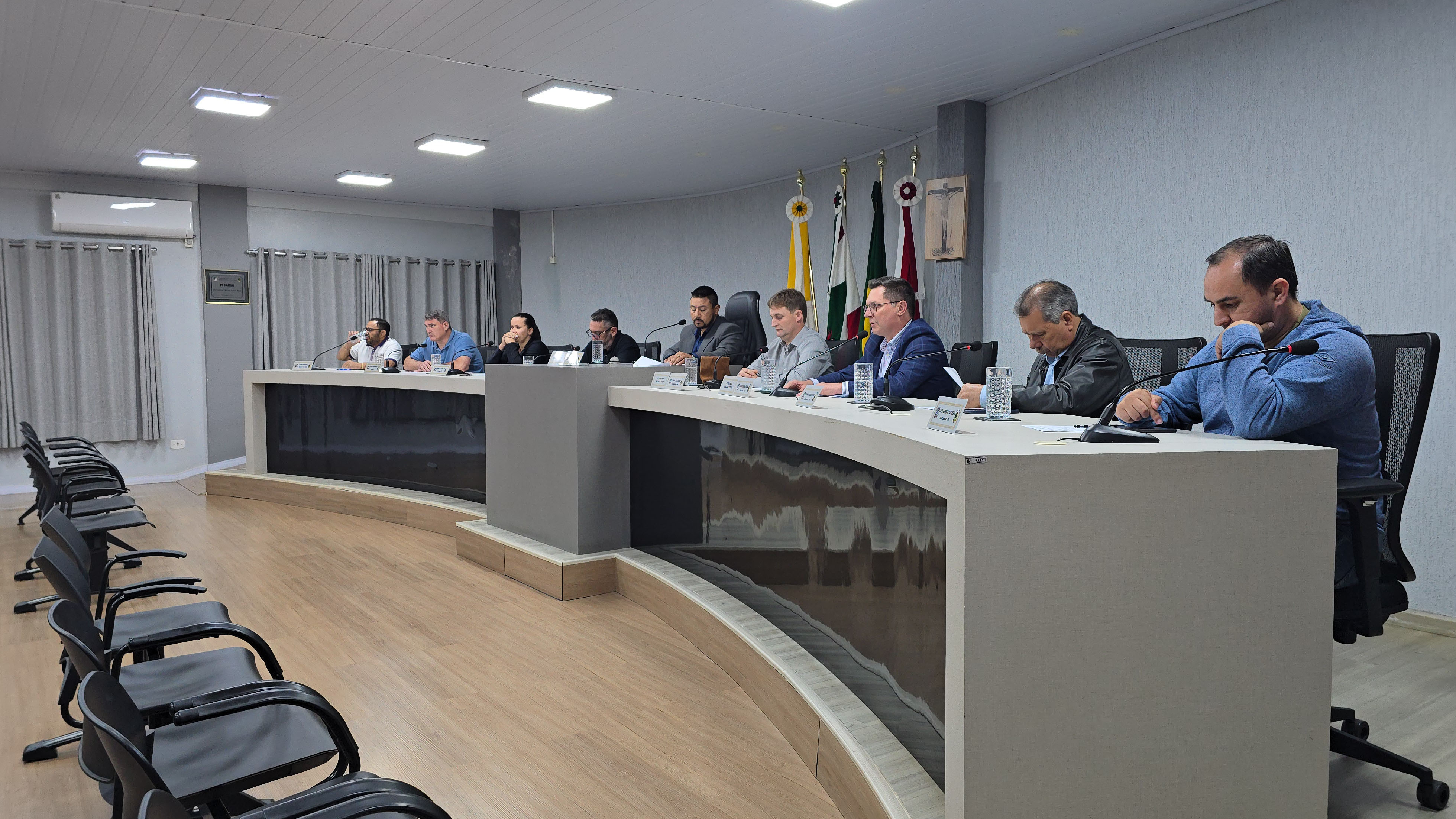 Câmara aprova projeto para custear participação de alunos em competições