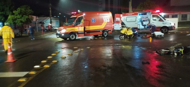 Motociclista morre após colisão com ônibus