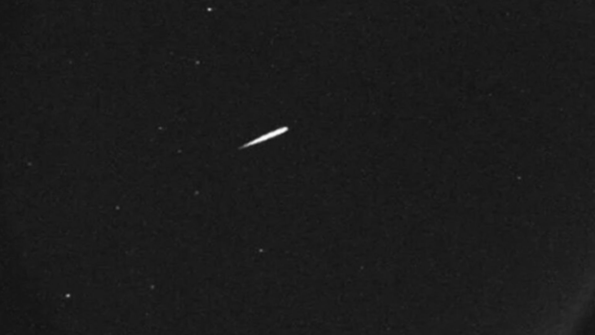 Chuva de meteoros do cometa Halley poderá ser vista em SC na próxima semana
