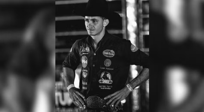 Peão morre após ser pisoteado por touro durante rodeio no interior de São Paulo