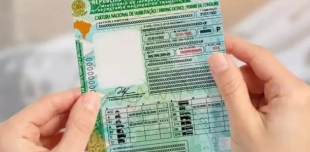 Mudanças na CNH de SC: Detran define novas regras para emissão e foto oficial