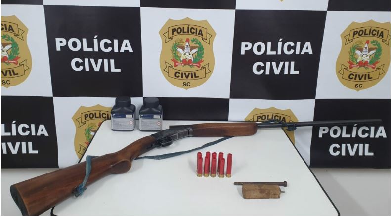 Homem é preso em flagrante por posse irregular de arma de fogo no Oeste de SC