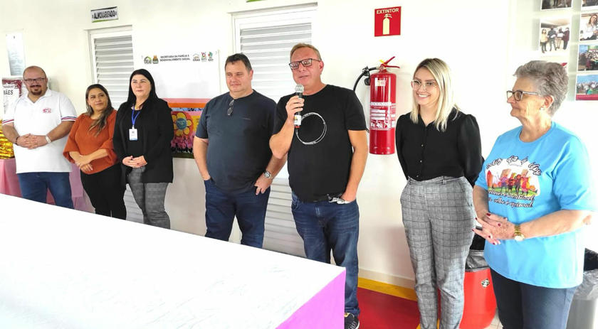 Administração realiza almoço em comemoração ao Dia das Mães
