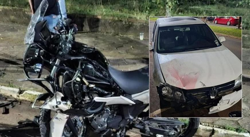 Motociclista sem habilitação fica ferido após bater em carro estacionado