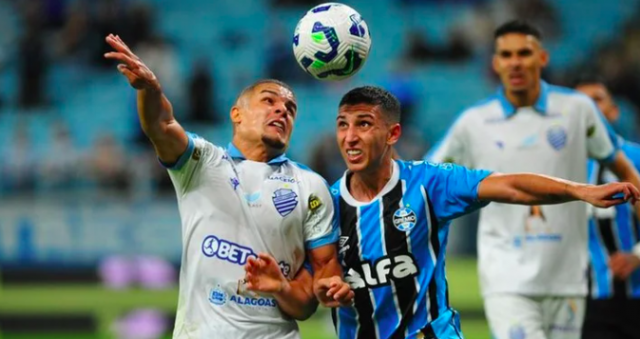 Com gol anulado no fim, Grêmio empata com o CSA e está eliminado da Copa do Brasil