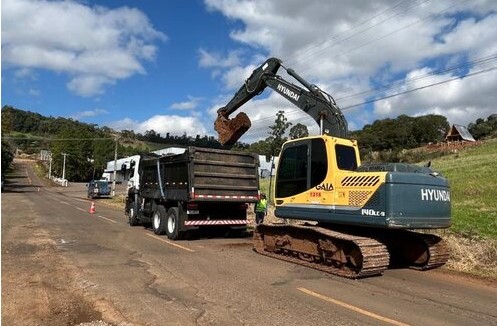Retomadas as obras na rodovia de acesso ao município