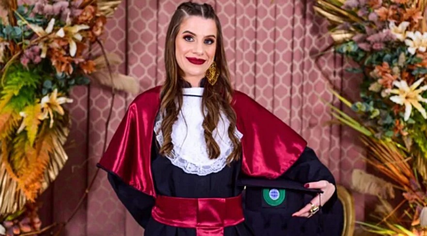 Aluna de Geografia da Unioeste em Francisco Beltrão é premiada pelo CREA/PR