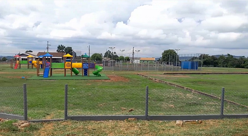 Administração trabalha na revitalização do espaço do campo do Copasa