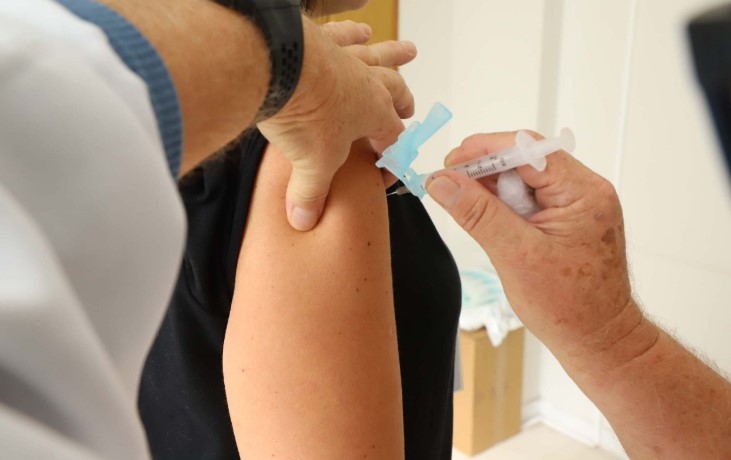 Dia D de multivacinação no Paraná será no sábado; meta é atingir 300 mil doses aplicadas