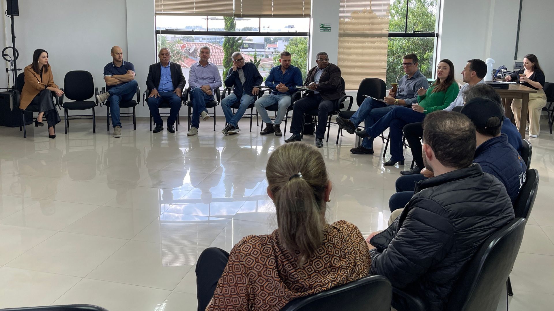 Prefeitos do CIF se reúnem para debater a falta de mão de obra e alinhar ações entre os municípios