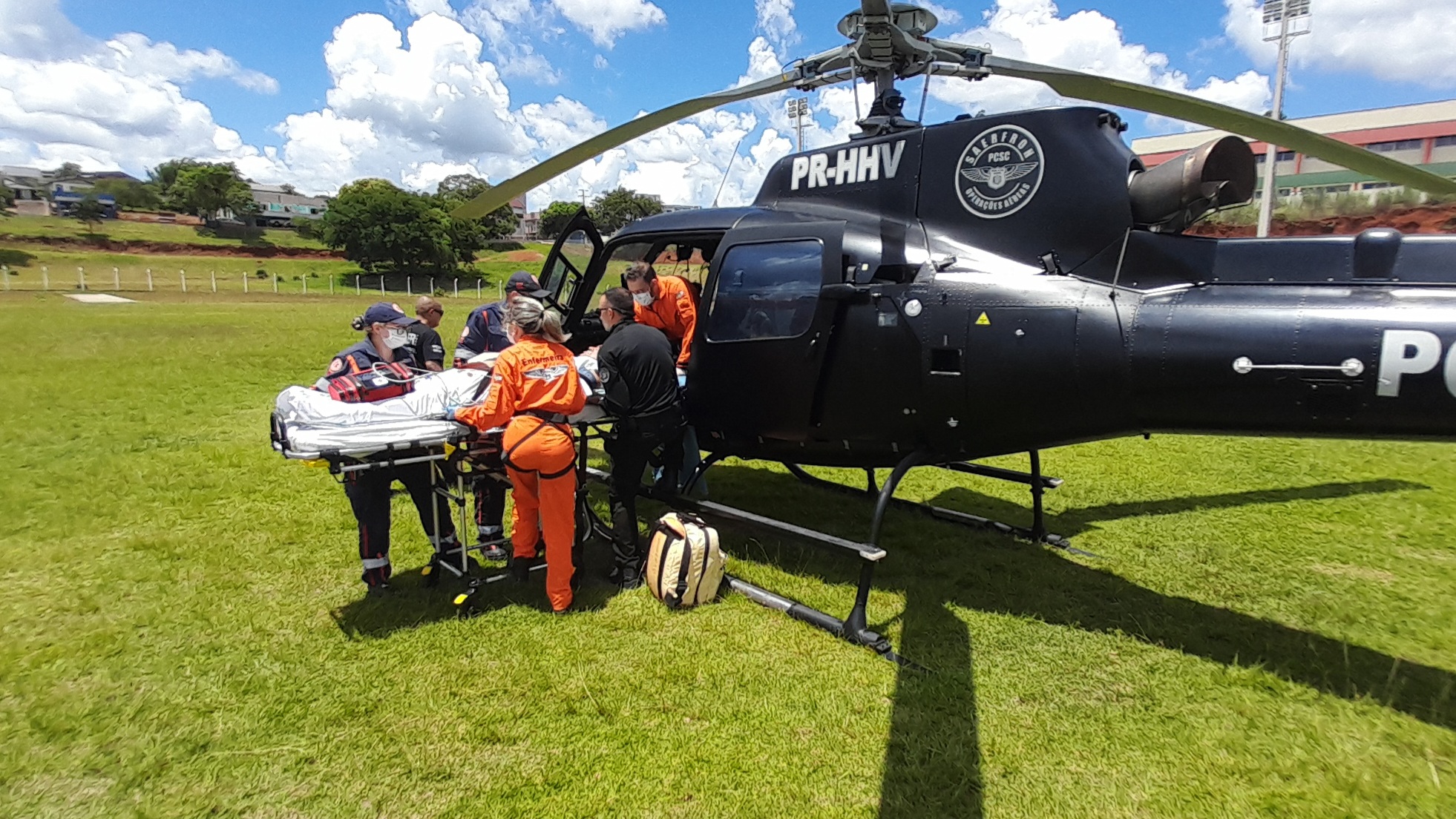 Saer/Fron realiza transferência de paciente de Dionísio para Xanxerê