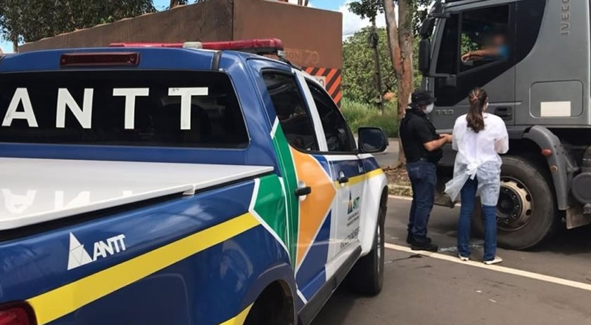 Justiça obriga ANTT a expedir licença para transportadora