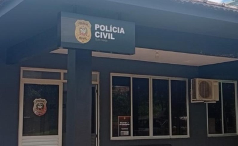 Homem é indiciado por crimes sexuais contra mulheres em posto de combustível