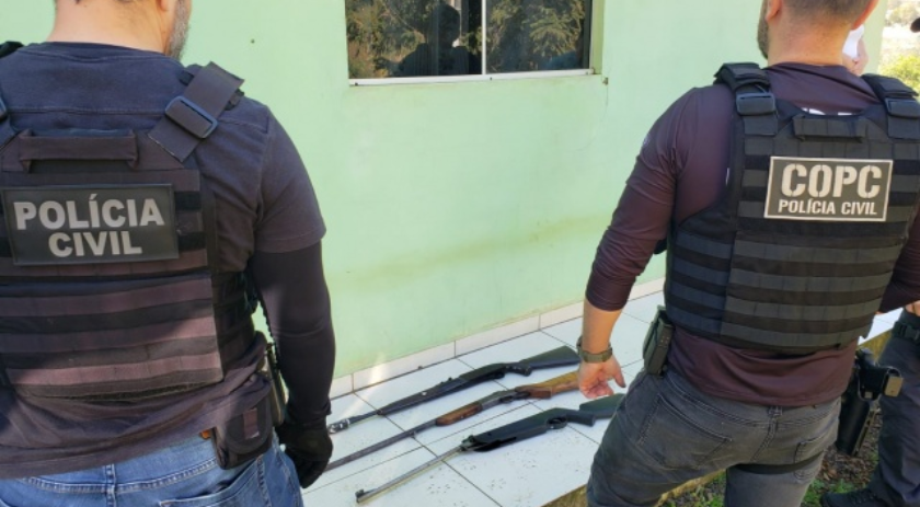 Polícia Civil apreende sete armas e mais de 130 munições em operação no interior