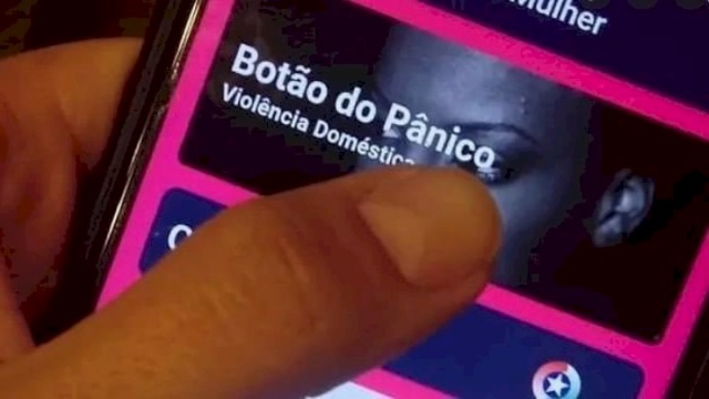 Homem é preso por violência doméstica após vítima acionar “botão do pânico” no Oeste de SC