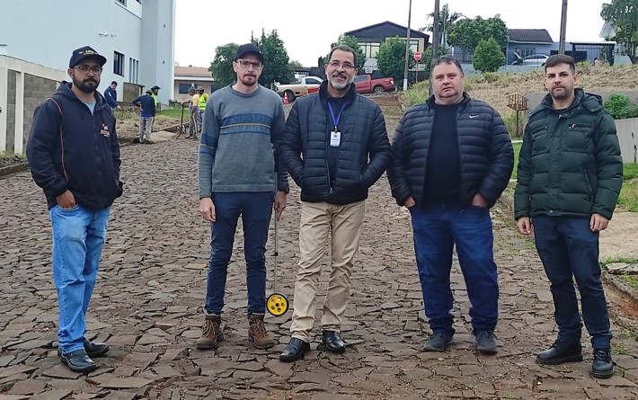 Início das obras de pavimentação asfáltica