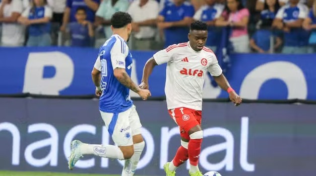 Kaio Jorge decide, Cruzeiro bate Internacional e dorme na vice-liderança do Brasileirão