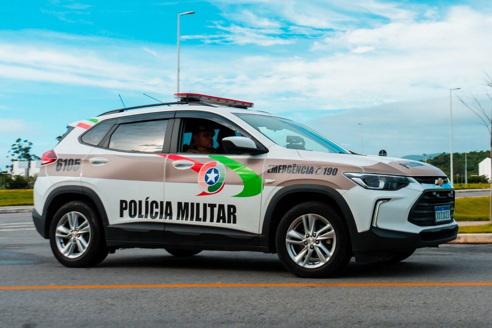Homem é preso após furtar mais de R$ 1 mil de veículo
