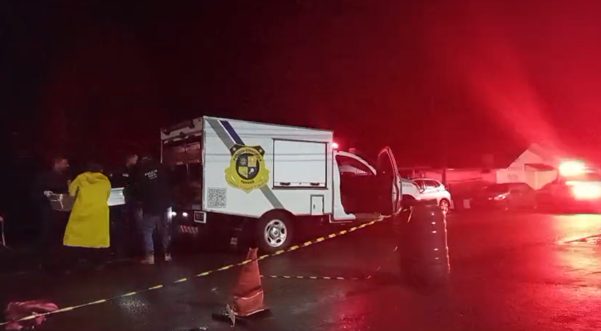 Homem morre após ser esfaqueado e irmão fica gravemente ferido no Paraná