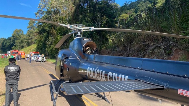 Quatro pessoas ficam feridas em acidente com 3 carros na SC-283 em Seara
