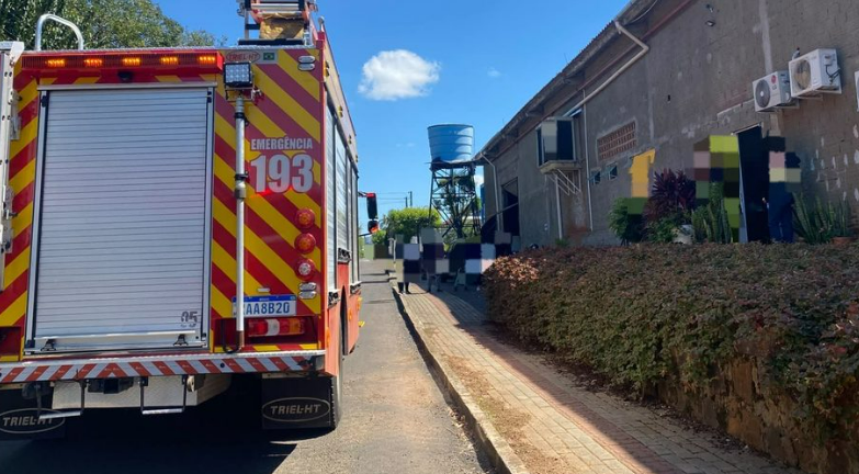 Princípio de incêndio em placas solares mobiliza bombeiros